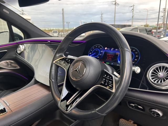 MERCEDES BENZ EQS SU 2023 Image 31