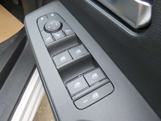 NISSAN SERENA  WG 4WD 2025 Image 31