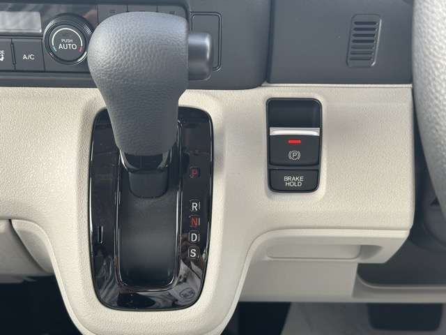 HONDA N BOX 2026 Image 31