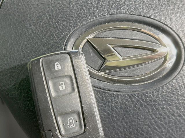 DAIHATSU TANTO CUSTOM 2010 Image 31