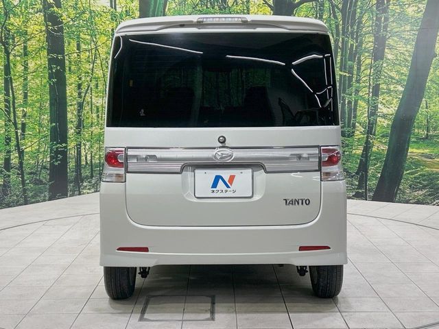 DAIHATSU TANTO CUSTOM 2010 Image 31