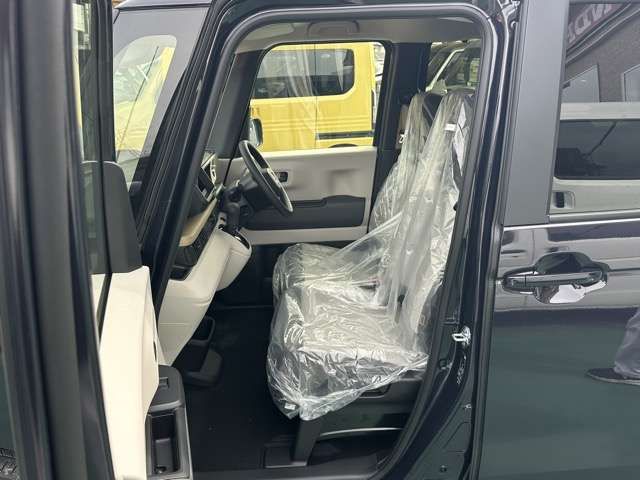 HONDA N BOX 2025 Image 31