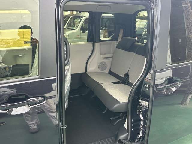 HONDA N BOX 2025 Image 31