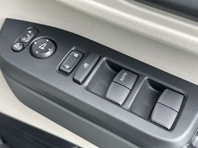 HONDA N BOX 2025 Image 31