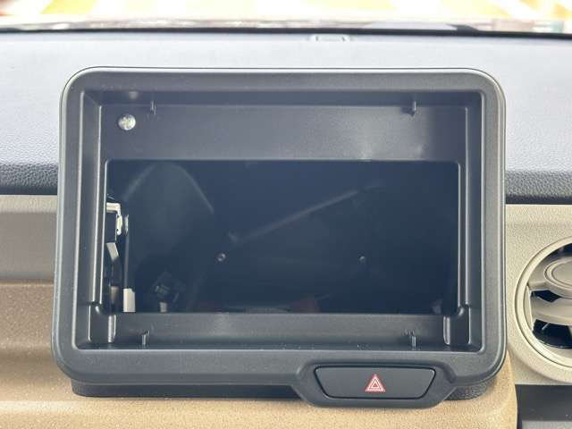 HONDA N BOX 2025 Image 31