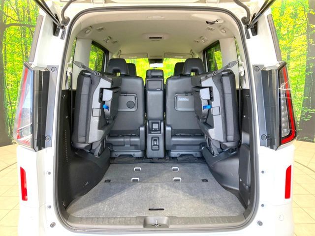 NISSAN SERENA  WG 2023 Image 31