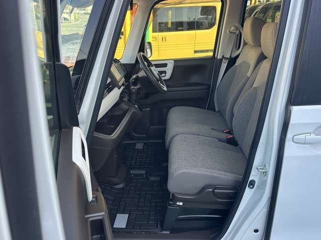 HONDA N BOX 2023 Image 31