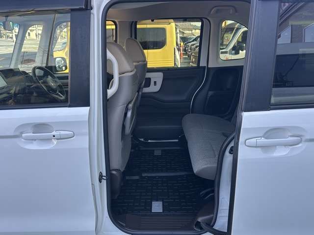 HONDA N BOX 2023 Image 31