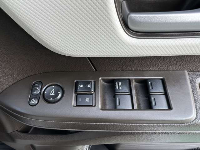 HONDA N BOX 2023 Image 31