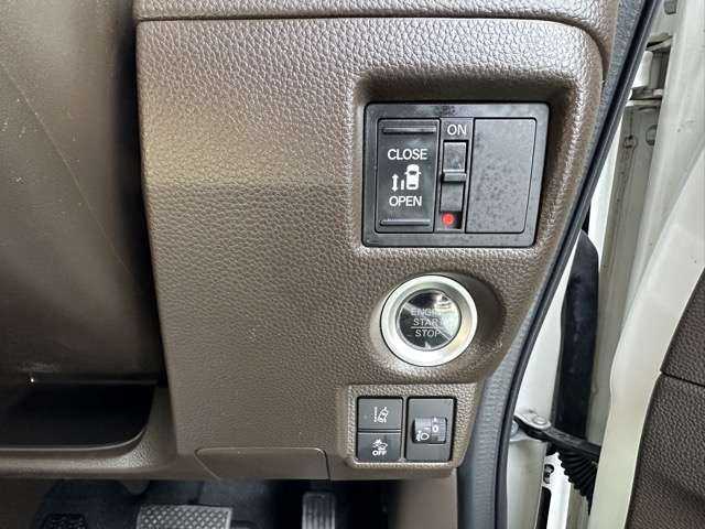 HONDA N BOX 2023 Image 31