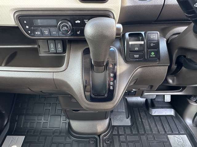 HONDA N BOX 2023 Image 31