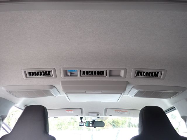 TOYOTA HIACE VAN 1.2T 2WD 2017 Image 31