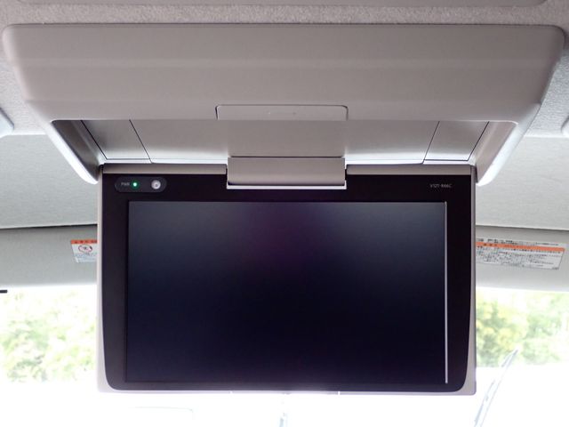 TOYOTA HIACE VAN 1.2T 2WD 2017 Image 31