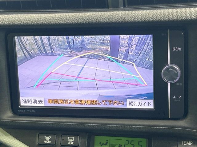 TOYOTA AQUA 2013 Image 31