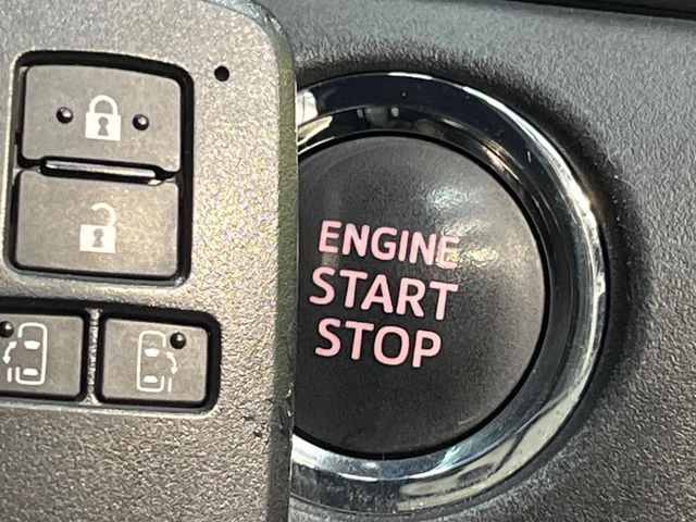 TOYOTA VOXY 2017 Image 31