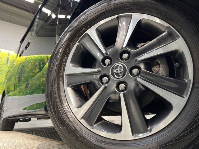 TOYOTA VOXY 2017 Image 31