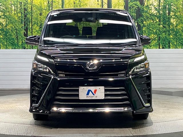 TOYOTA VOXY 2017 Image 31