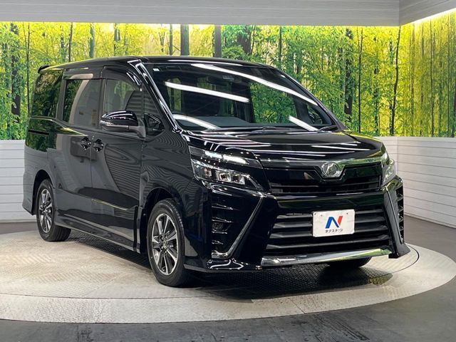 TOYOTA VOXY 2017 Image 31