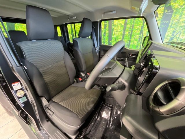 SUZUKI JIMNY NOMADE 2026 Image 31