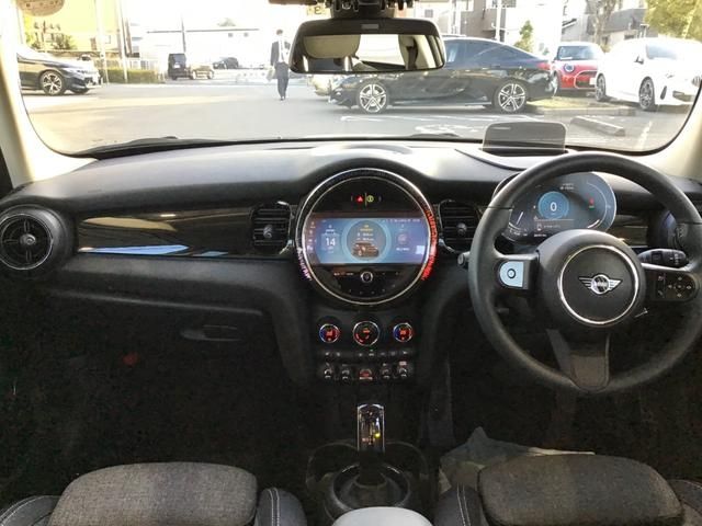 BMW MINI COOPER S 5DOOR 2023 Image 31