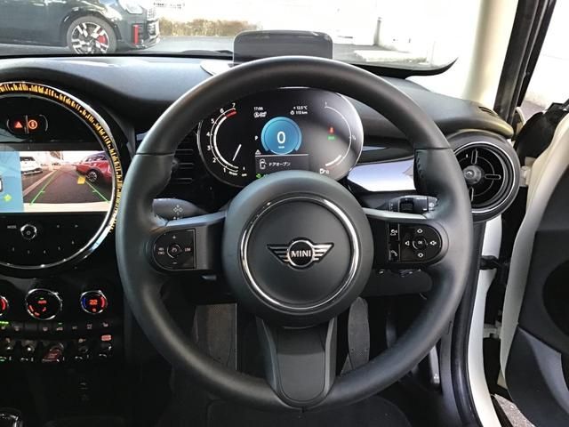 BMW MINI COOPER S 5DOOR 2023 Image 31