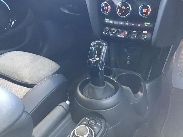 BMW MINI COOPER S 5DOOR 2023 Image 31