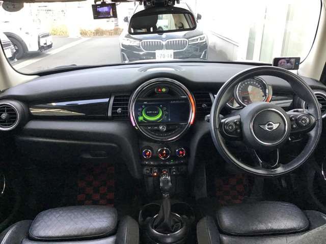 BMW MINI COOPER S 5D 2018 Image 31