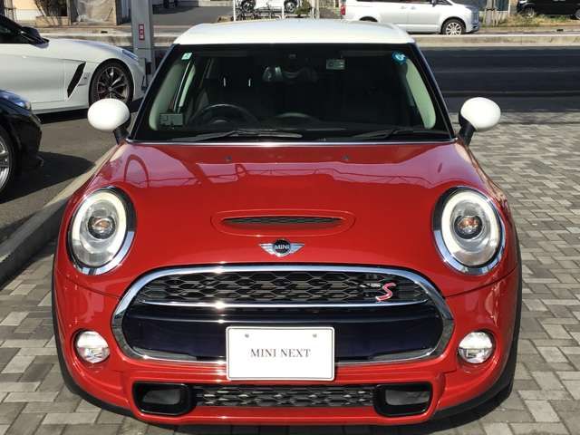 BMW MINI COOPER S 5D 2018 Image 31