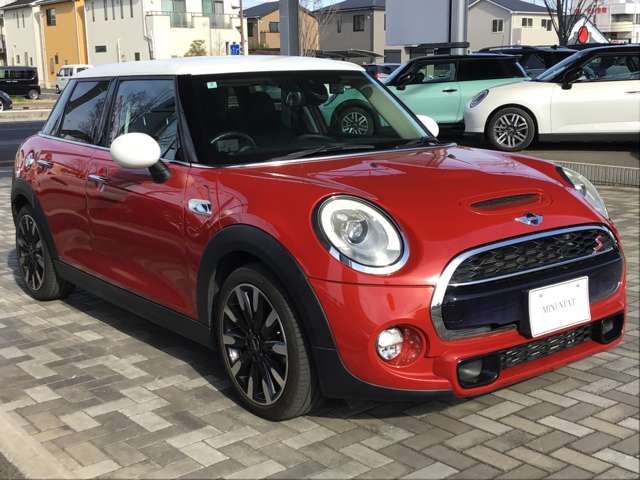 BMW MINI COOPER S 5D 2018 Image 31