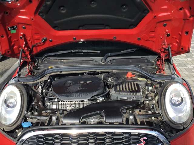 BMW MINI COOPER S 5D 2018 Image 31