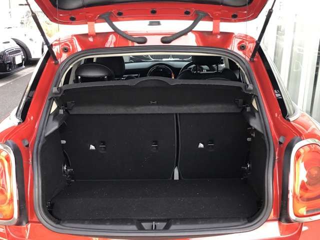 BMW MINI COOPER S 5D 2018 Image 31