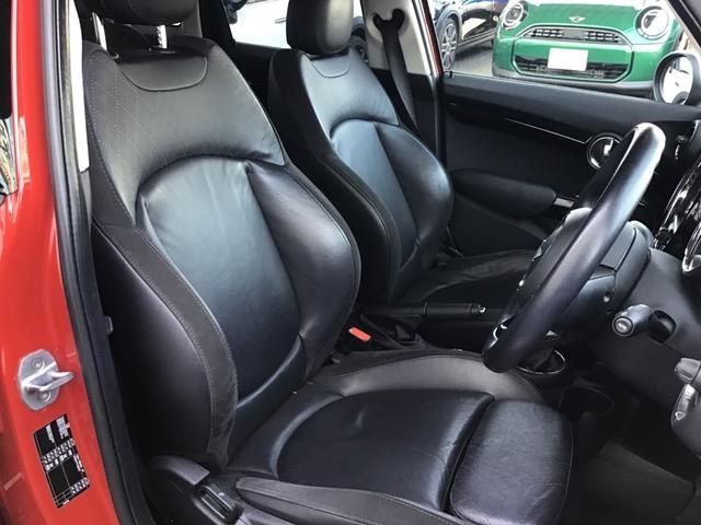 BMW MINI COOPER S 5D 2018 Image 31