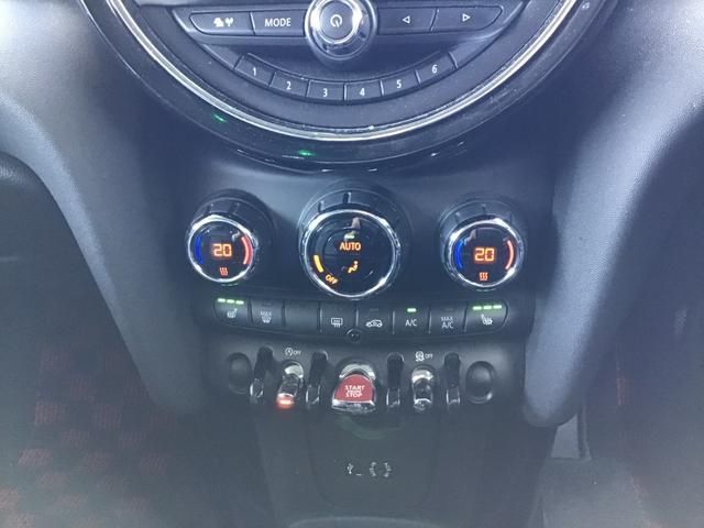 BMW MINI COOPER S 5D 2018 Image 31