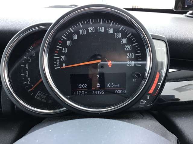 BMW MINI COOPER S 5D 2018 Image 31