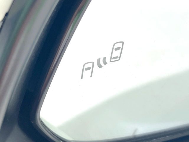 TOYOTA HARRIER HYBRID 2023 Image 31