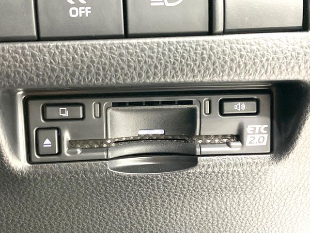 TOYOTA HARRIER HYBRID 2023 Image 31