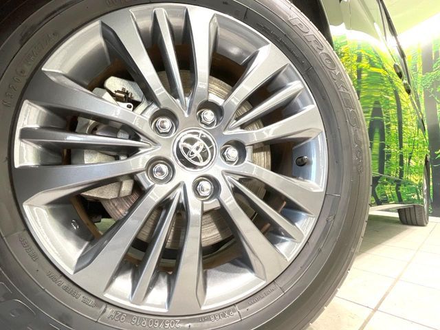 TOYOTA VOXY HYBRID 2024 Image 31