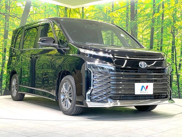 TOYOTA VOXY HYBRID 2024 Image 31
