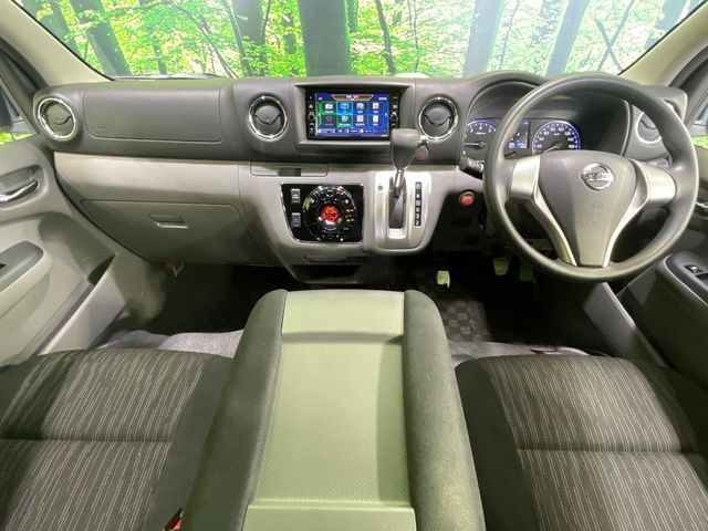 NISSAN NV350 CARAVAN 2020 Image 31