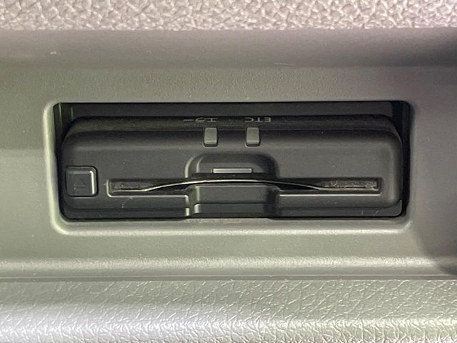 NISSAN NV350 CARAVAN 2020 Image 31