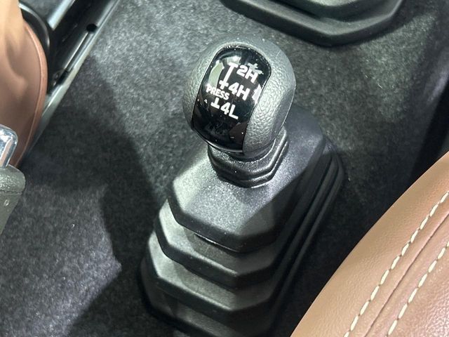 SUZUKI JIMNY 4WD 2024 Image 31