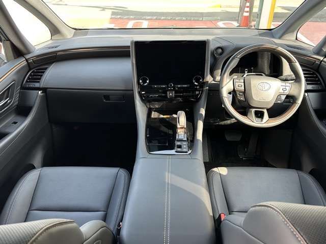 TOYOTA ALPHARD HYBRID 2024 Image 31