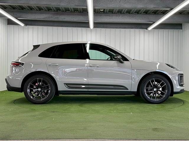 PORSCHE MACAN 2022 Image 31