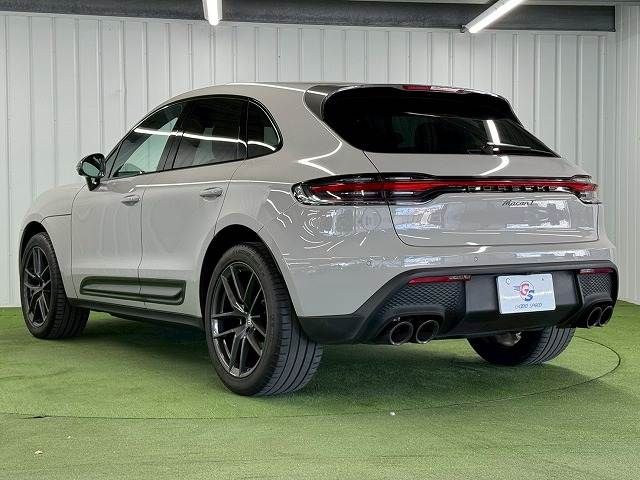 PORSCHE MACAN 2022 Image 31
