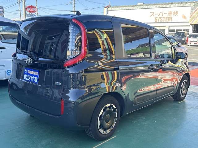 TOYOTA SIENTA HYBRID 2025 Image 31