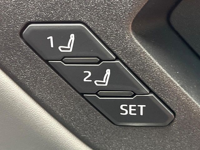 TOYOTA RAV4 HYBRID 4WD 2026 Image 31