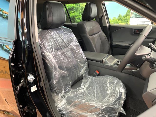 TOYOTA RAV4 HYBRID 4WD 2026 Image 31