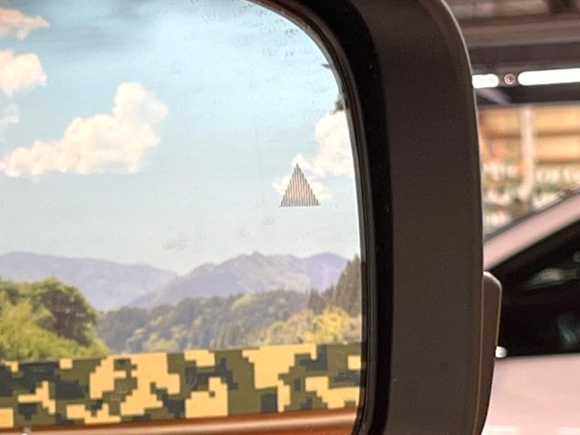 TOYOTA RAV4 HYBRID 4WD 2026 Image 31