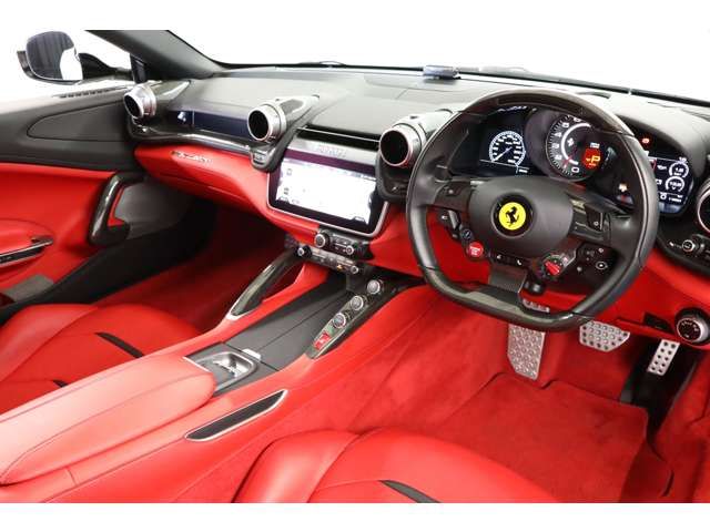 FERRARI GTC4 LUSSO T 2017 Image 31