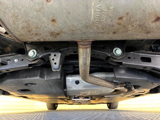 TOYOTA PRIUS 2017 Image 31